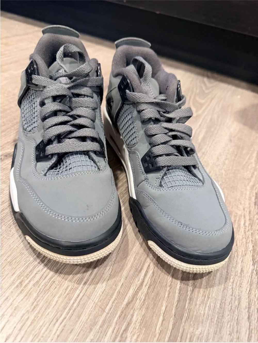 Jordan classic gray